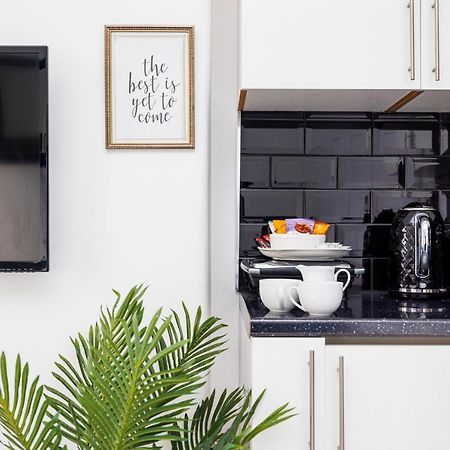 2 Bed Apartment London Bagian luar foto